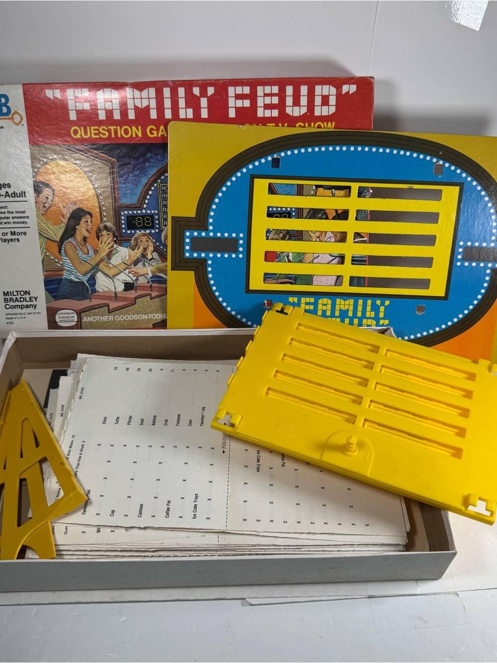 Family Feud 1978 Milton Bradley Board Game Complete Based On TV Show Vintage